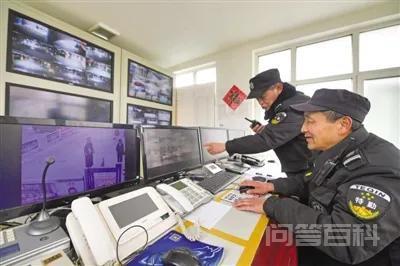 为什么保安越来越难招,连中老年人也不愿意干了?-图片1