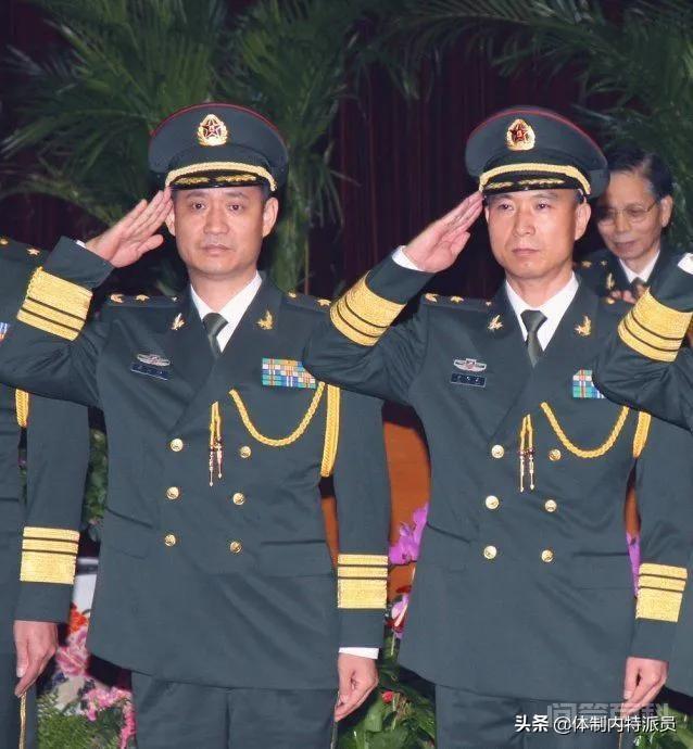 神12飞船三位航天员都是什么军衔，完成任务的他们军衔会晋升吗？插图