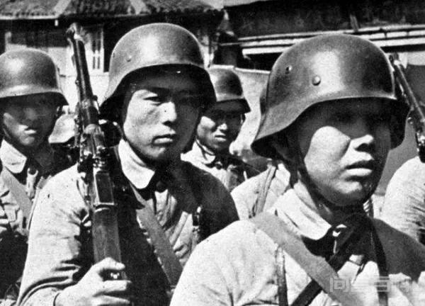 抗日战争一共14年，中国是有何人对外宣布对日交战？