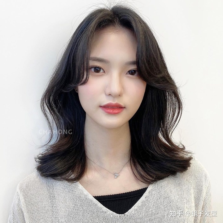 2021发型别乱剪,17款流行发型送给你,越看越心动-图片10