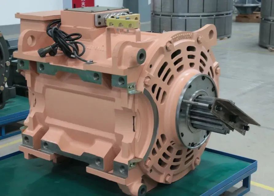 规避与嵌合——中国型电力机车初探