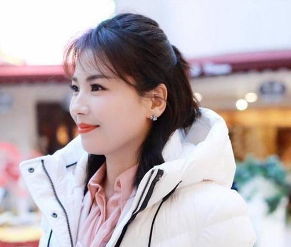 他曾与刘涛同床共枕4年, 现年过六旬依旧未娶, 刘涛坦言对不起他