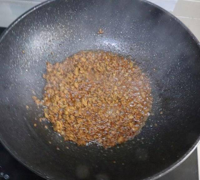 土豆肉末拌面，一碗下肚，真舒服