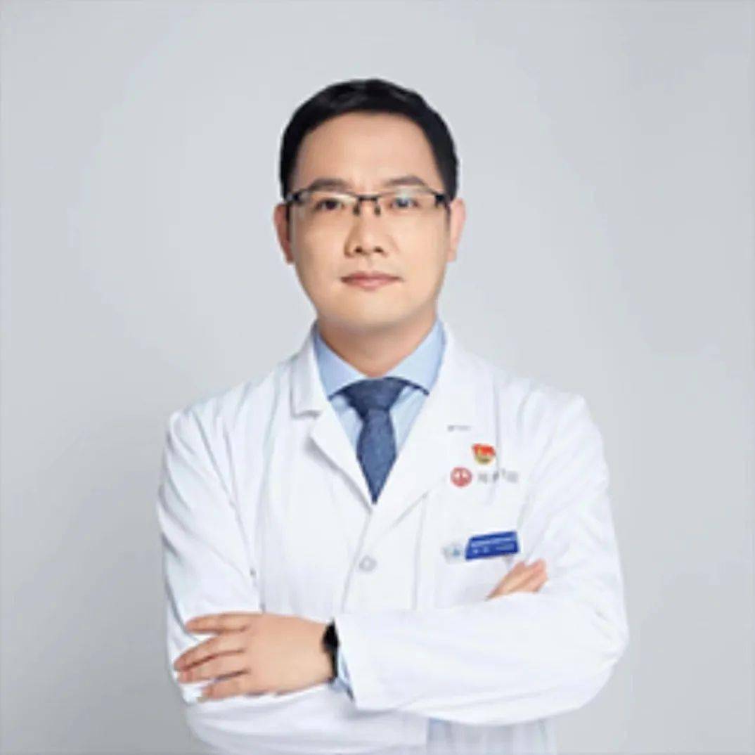 宝宝乳头有分泌物，是怎么回事？