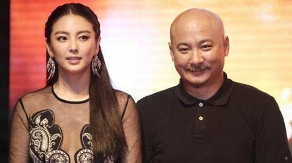 袁巴元爆张雨绮和陌生男开房，后者霸气回应