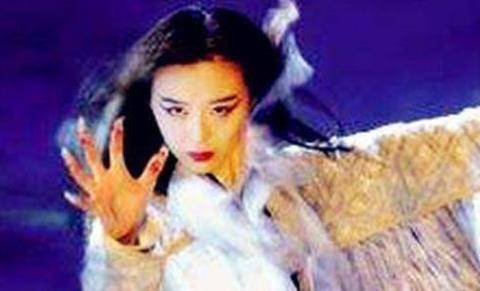 《倚天屠龙记》十年后，女一没火，女二没火，结果女N号红得发紫