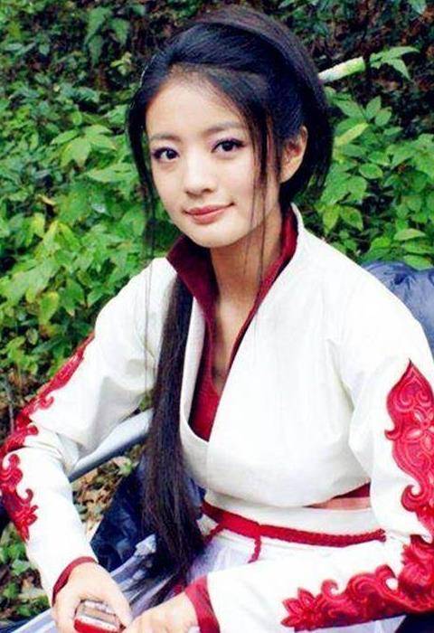 《倚天屠龙记》十年后，女一没火，女二没火，结果女N号红得发紫
