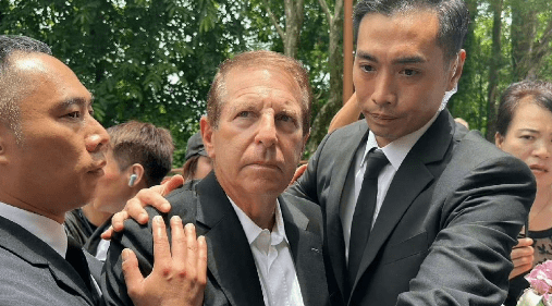 李玟丈夫说coco去世与自己无关，coco去世是谁导致？