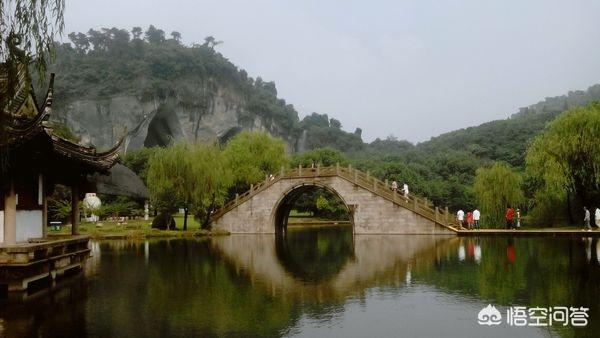 春季旅游鞋女款 春季去哪旅游好