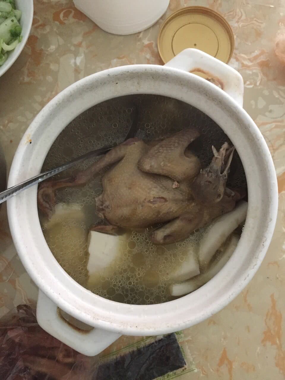 黑椰子肉怎么吃好吃 黑椰子肉很硬怎么取出来 