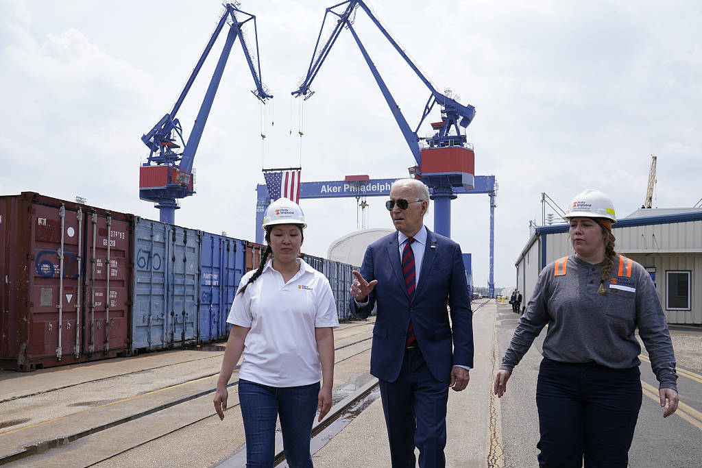 “难以跟上中国造船业步伐”，美国寻求日韩帮助重振造船业