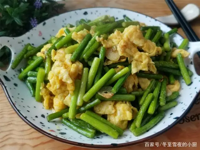 蒜苔_蒜苔炒鸡蛋的做法_蒜苔炒肉怎么做